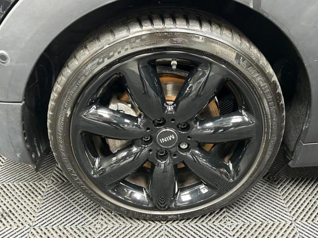 Mini Clubman image 7