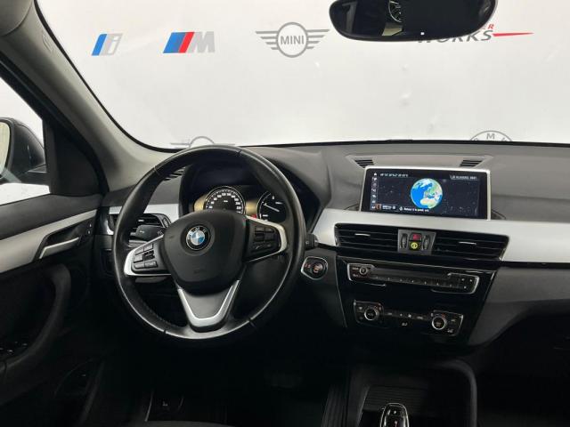 Bmw X1 image 2