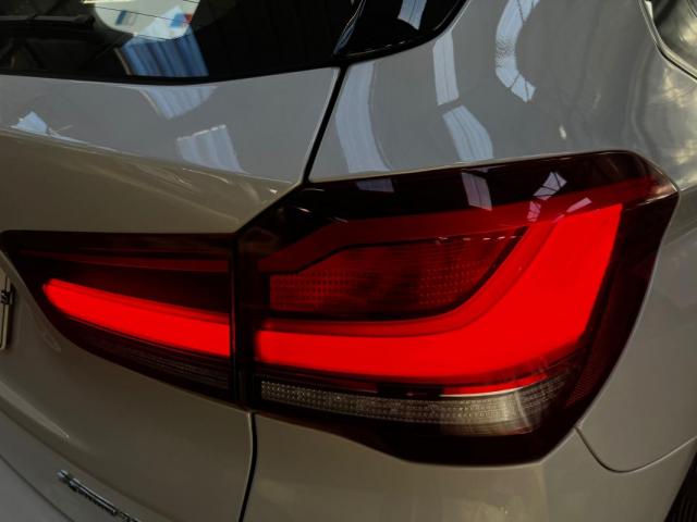 Bmw X1 image 8