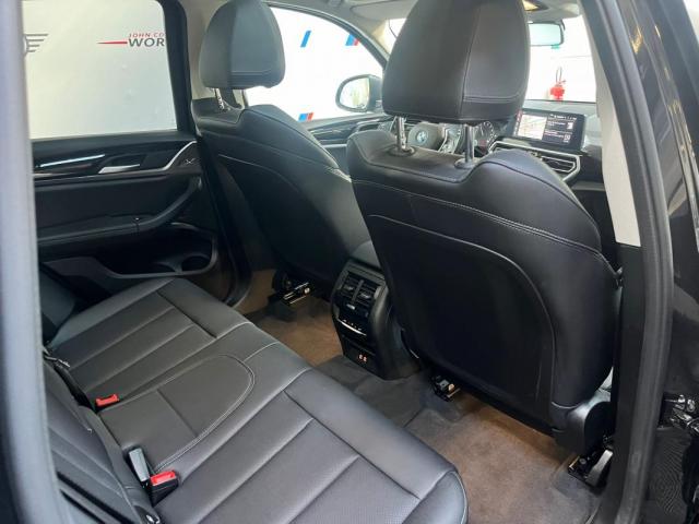 Bmw X3 image 8