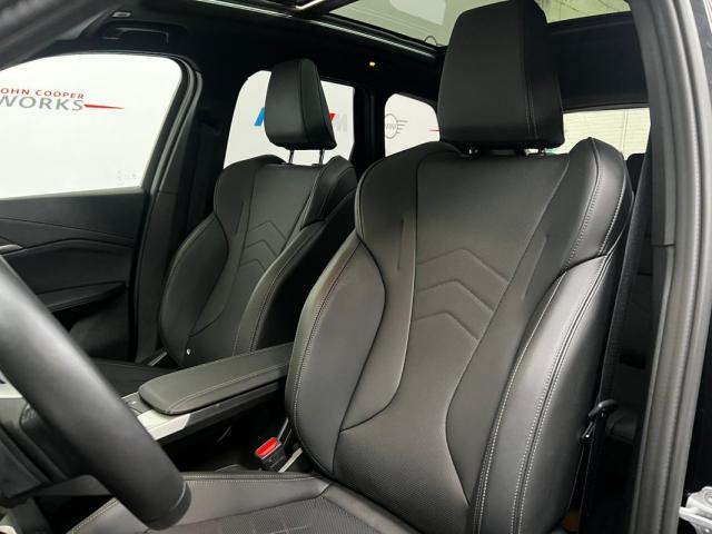 Bmw X1 image 8