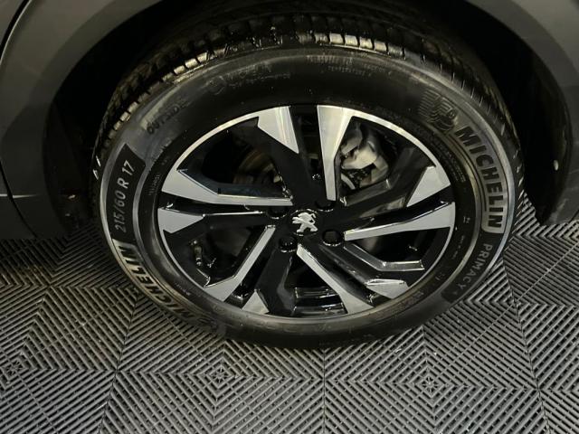 Peugeot 2008 image 8