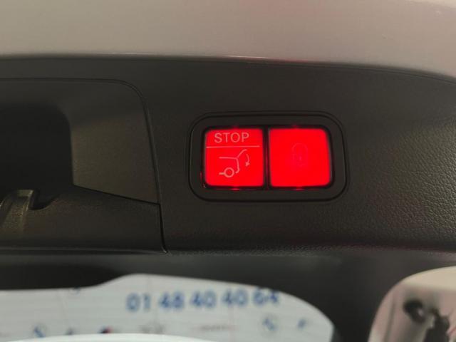 Mercedes Benz Gla image 1