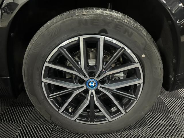 Bmw X1 image 1