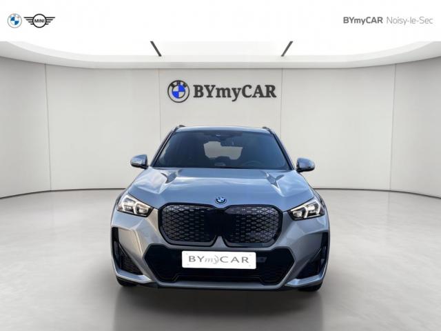 Bmw Ix1 image 3