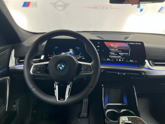 Bmw Ix2 image 2