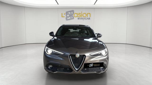 Alfa Romeo Stelvio image 3