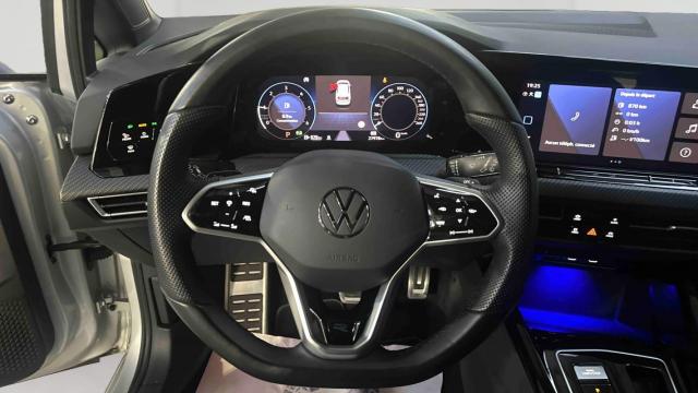 Volkswagen Golf image 9