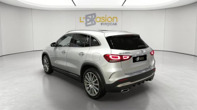 Mercedes Benz Gla image 1