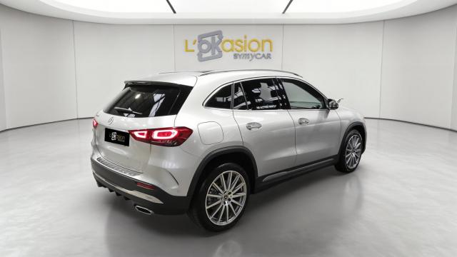 Mercedes Benz Gla image 1