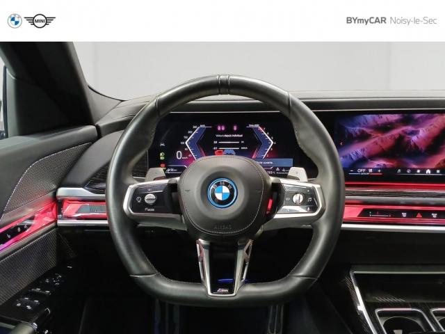Bmw Série 7 image 9