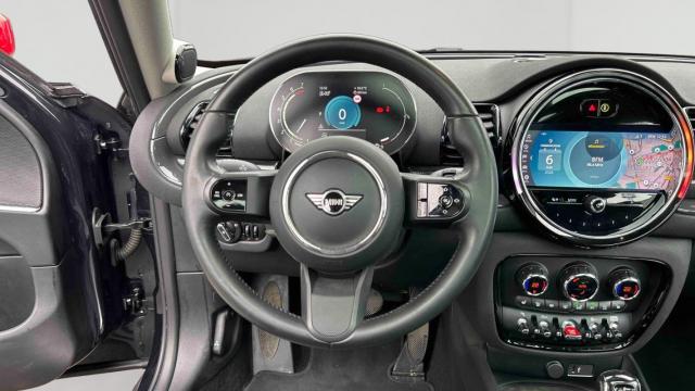 Mini Clubman image 8
