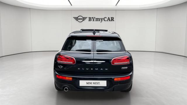 Mini Clubman image 2