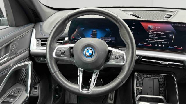 Bmw Ix1 image 4