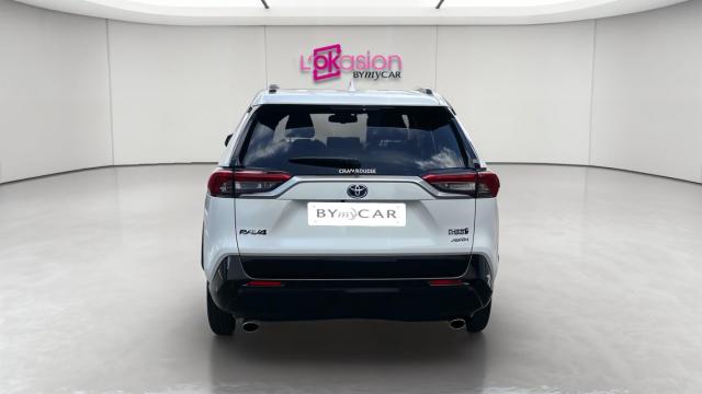 Toyota Rav4 image 8