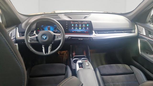 Bmw X1 image 6