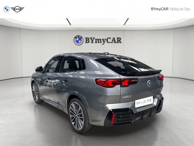 Bmw Ix2 image 3