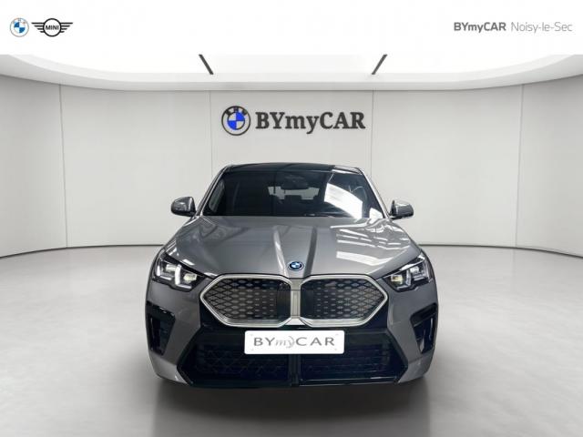 Bmw Ix2 image 8