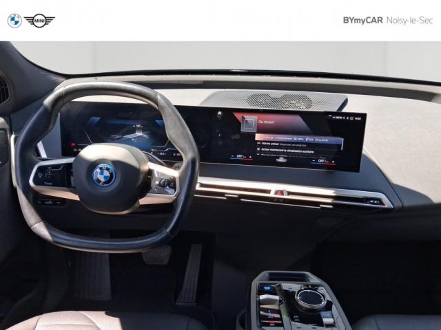 Bmw Ix image 2