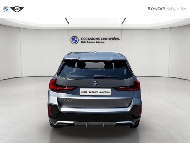 Bmw Ix1 image 1
