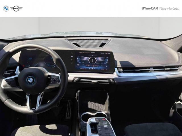 Bmw Ix1 image 9
