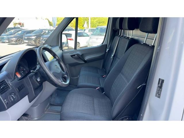 Mercedes Benz Sprinter image 7