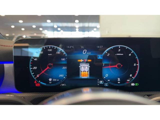 Mercedes Benz Classe Cla image 9