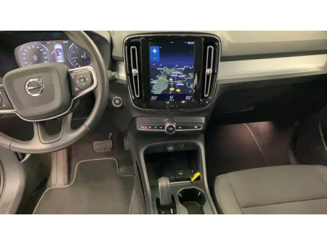 Volvo Xc40 image 6