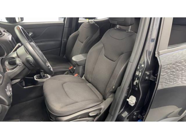 Jeep Renegade image 9