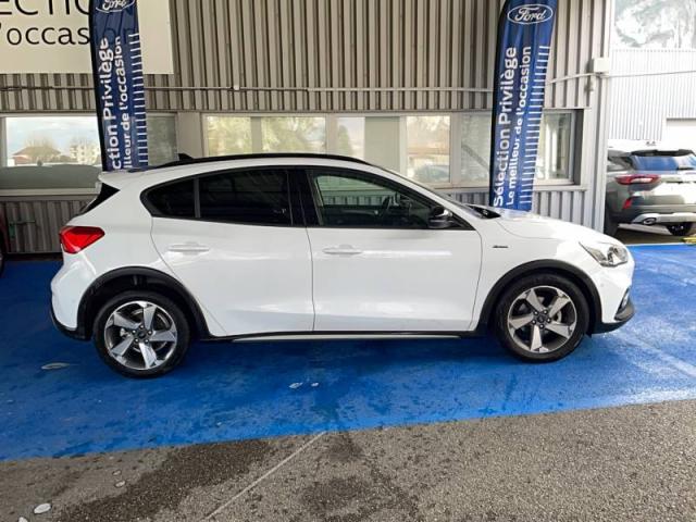 Ford Focus image 7
