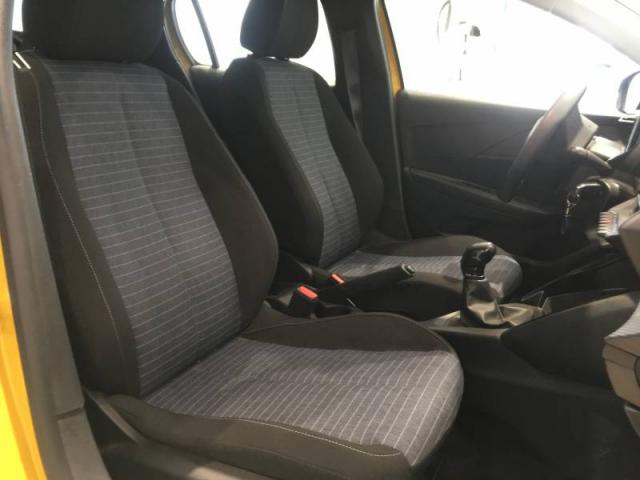 Peugeot 208 image 7