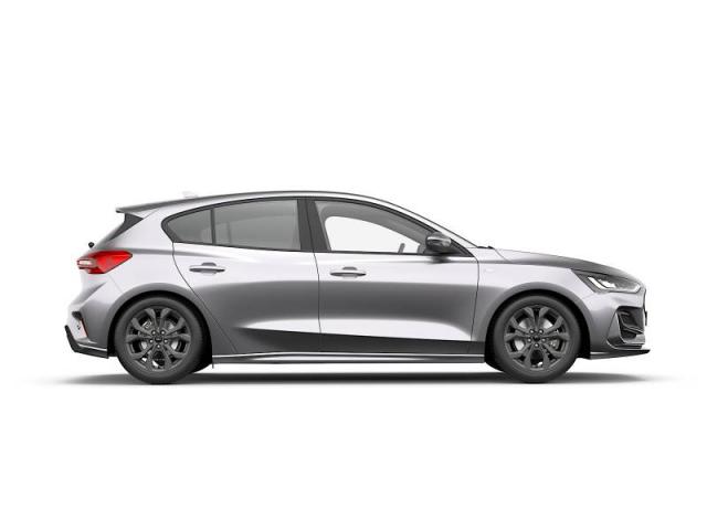 Ford Focus image 9