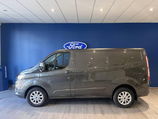 Ford Transit image 8