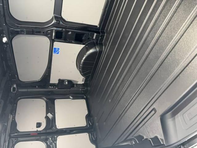 Ford Transit image 2