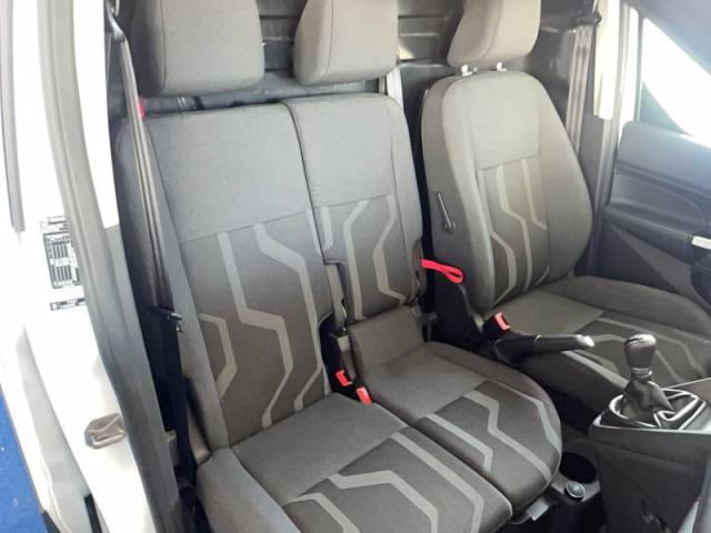 Ford Transit image 3