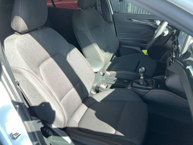 Ford Focus image 7