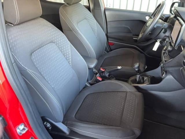 Ford Fiesta image 7