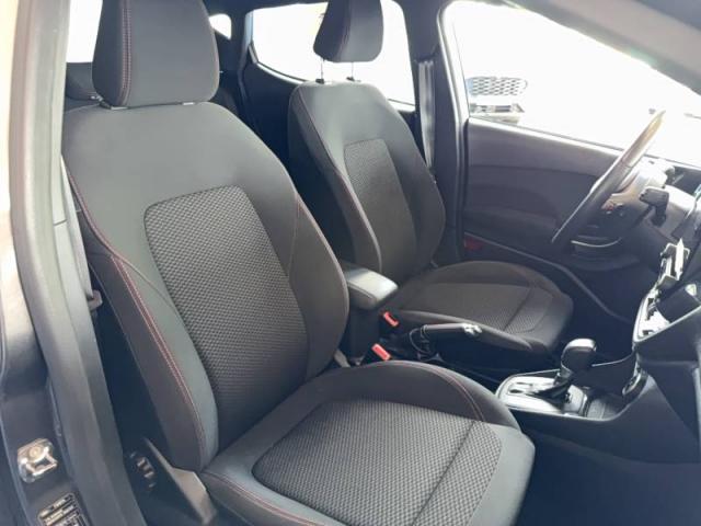 Ford Fiesta image 2