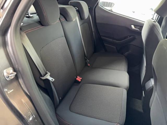 Ford Fiesta image 9