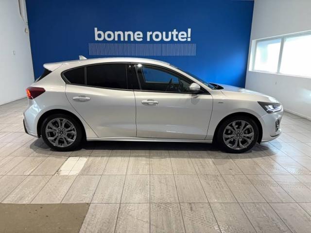 Ford Focus image 6