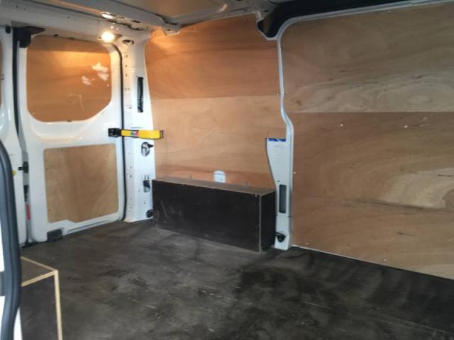Ford Transit image 3