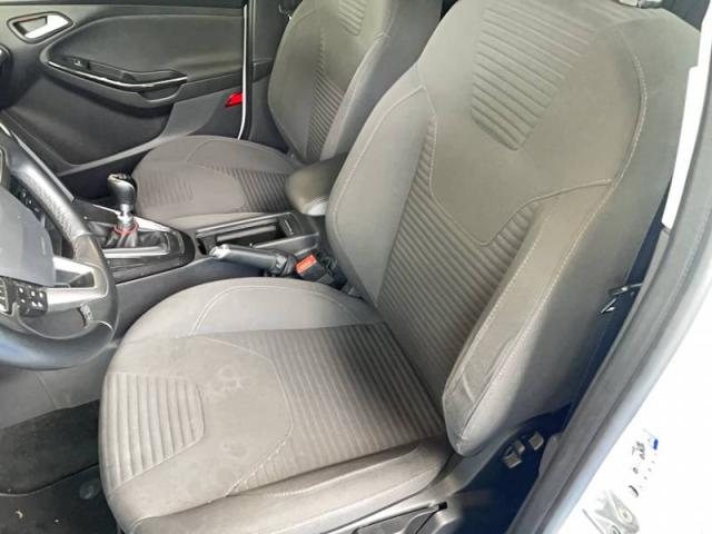 Ford Focus image 4