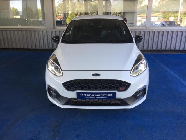 Ford Fiesta image 6