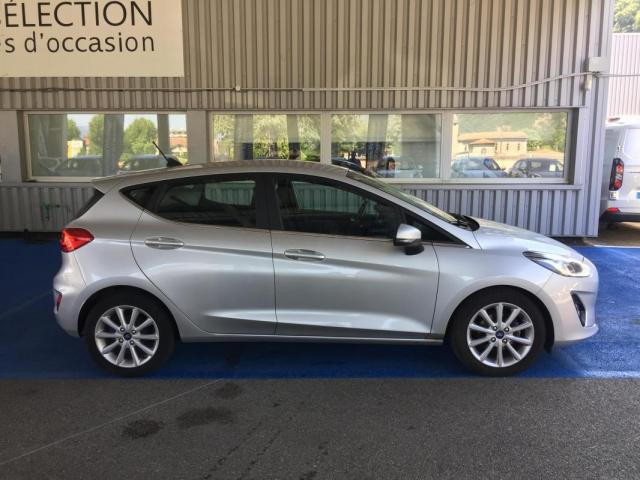 Ford Fiesta image 9
