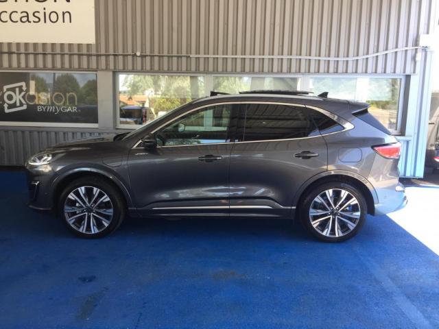 Ford Kuga image 3