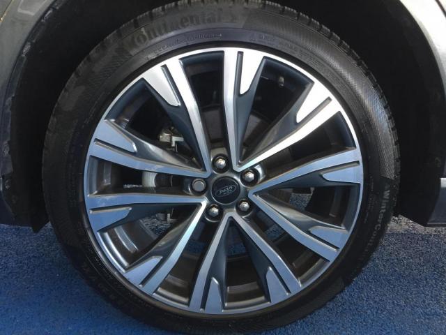 Ford Kuga image 9