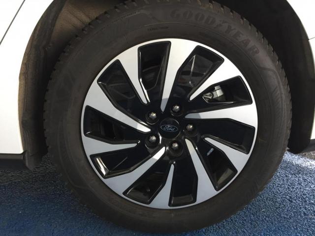 Ford Focus image 8