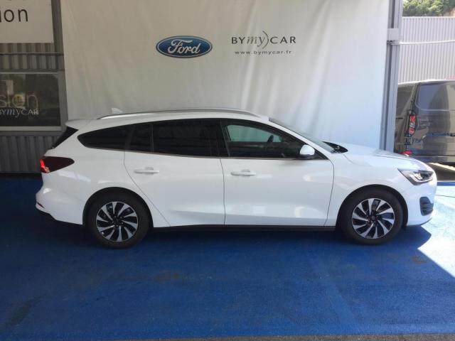 Ford Focus image 6