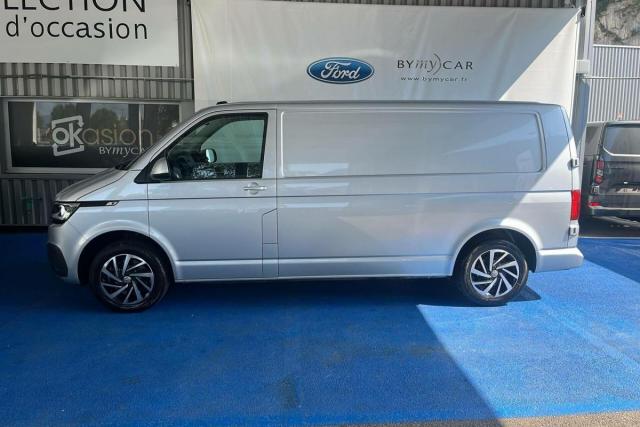 Volkswagen Transporter image 2
