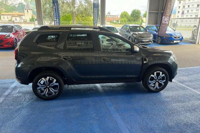 Dacia Duster image 5